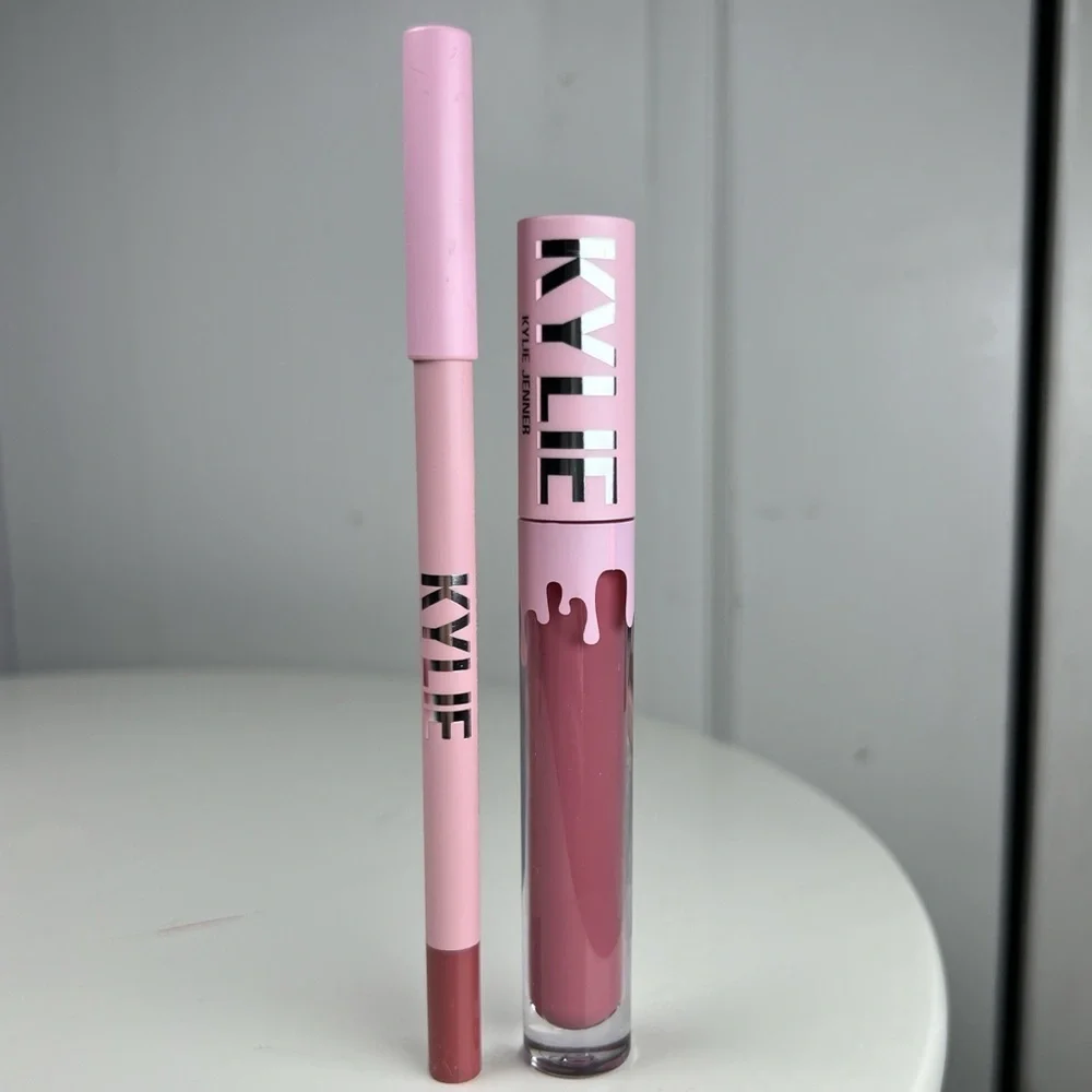 New in box Kylie Cosmetics lipstick and lip liner set in shade 305 Harmony